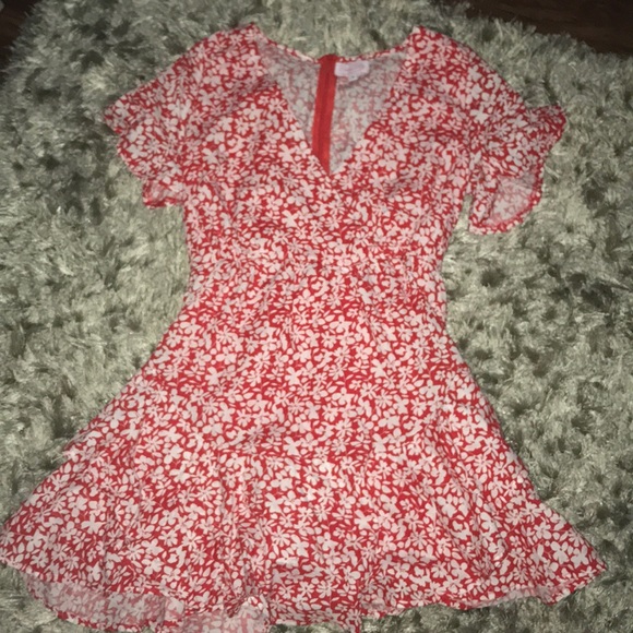 Red floral dress - Picture 4 of 4